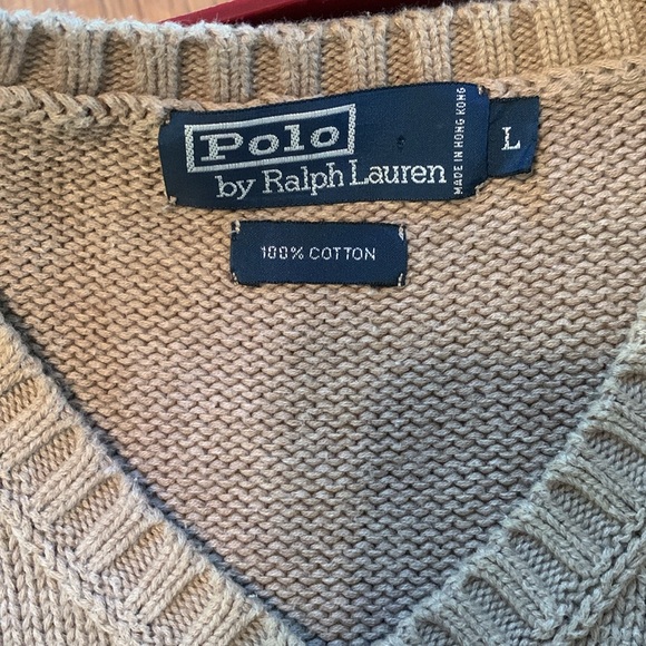 Men’s Ralph Lauren sweater vest. - Picture 3 of 3